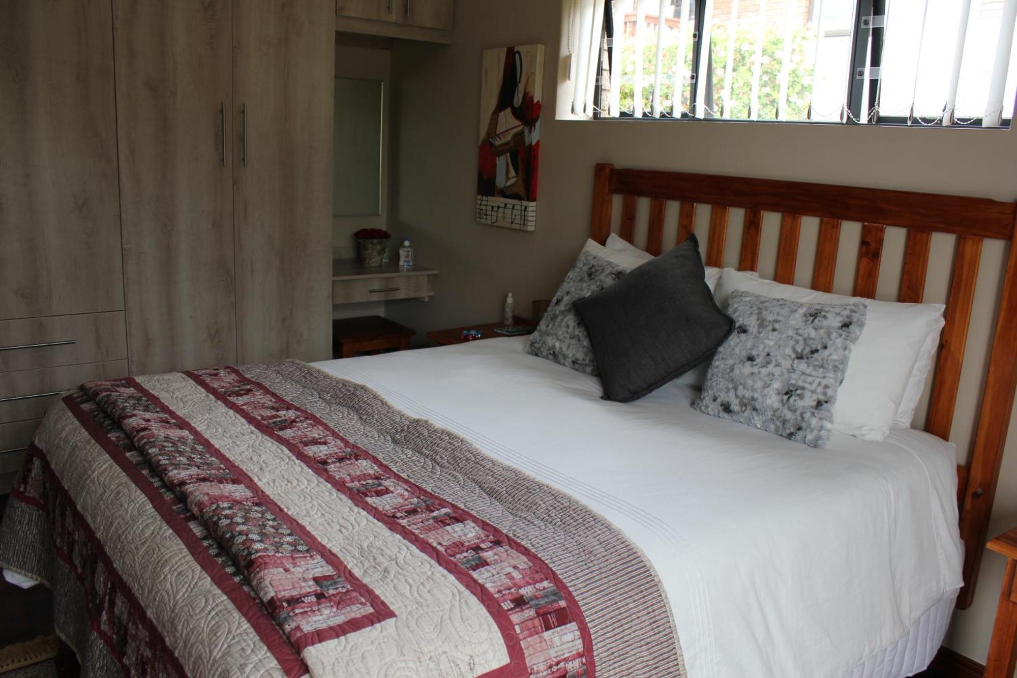 Traveller'S Rest, Reebok Bed & Breakfast Mossel Bay Exterior photo